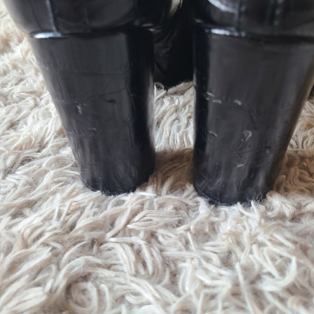 Michael Shannon Suede Booties Size 10 - Picture 6 of 16